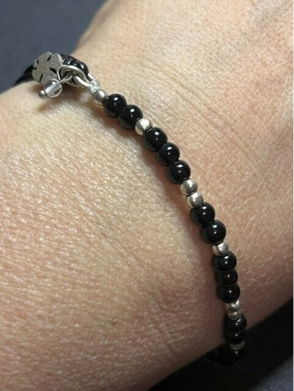 B5786 Lucky Brand beaded stretch Cord Bracelet Black Silver Tone Clover Charm